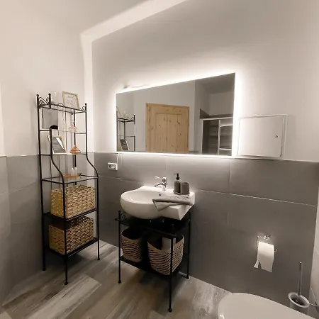 New Deluxe Studio Apartment In Quiet Back House Drezno Zewnętrze zdjęcie