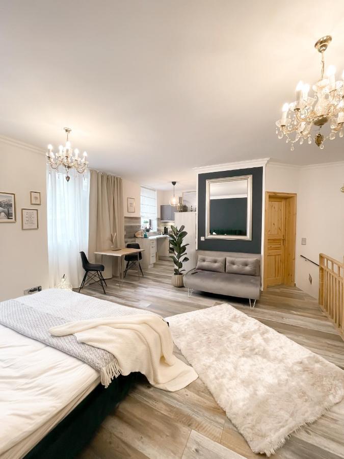 New Deluxe In Quiet Back House Apartamento